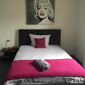 Inn Haus Gerry, Dusseldorf